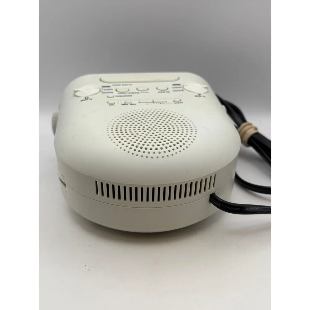 Sony Dream Machine ICF-C318 Dual Alarm Clock Radio FM AM White LED Display